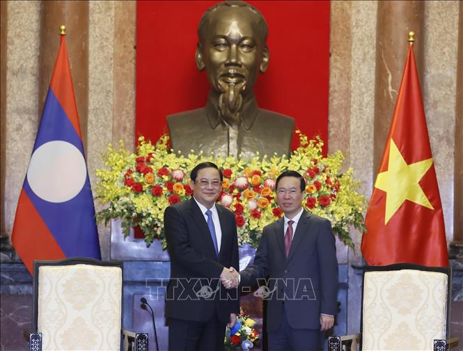 Chủ tịch nước Võ Văn Thưởng tiếp Thủ tướng Lào Sonexay Siphandone 