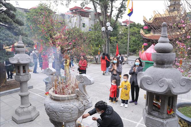 VIDEO: Đi lễ chùa đầu năm mới đảm bảo an toàn phòng chống dịch Covid-19