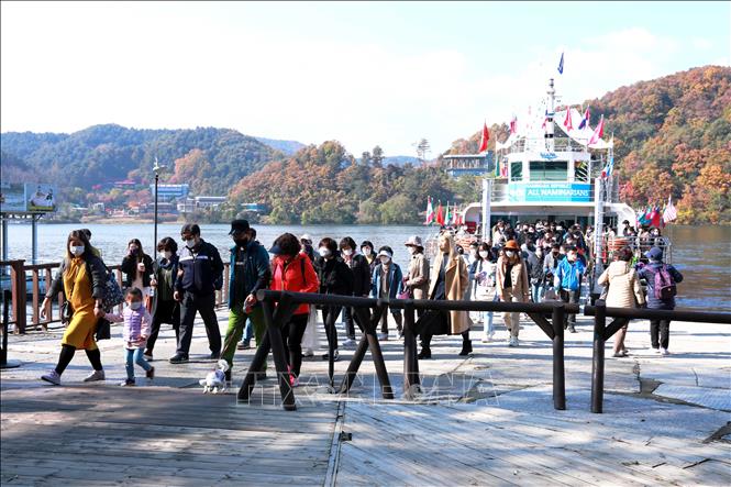 Hàn Quốc cân nhắc dỡ bỏ lệnh cấm cấp thị thực cho du khách đến từ Trung Quốc 