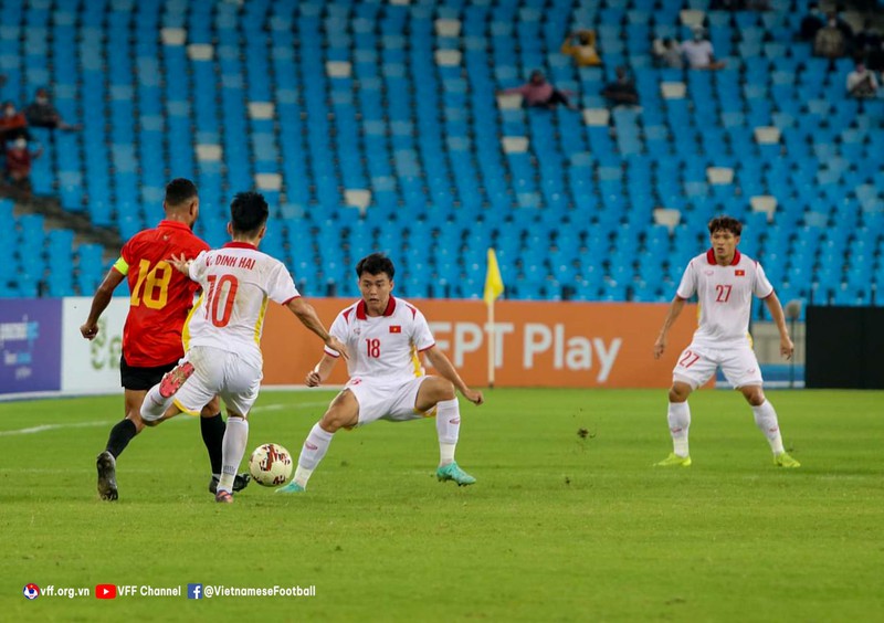 Người hùng Tuấn Hưng giúp U-23 Việt Nam vào chung kết tái đấu Thái Lan 