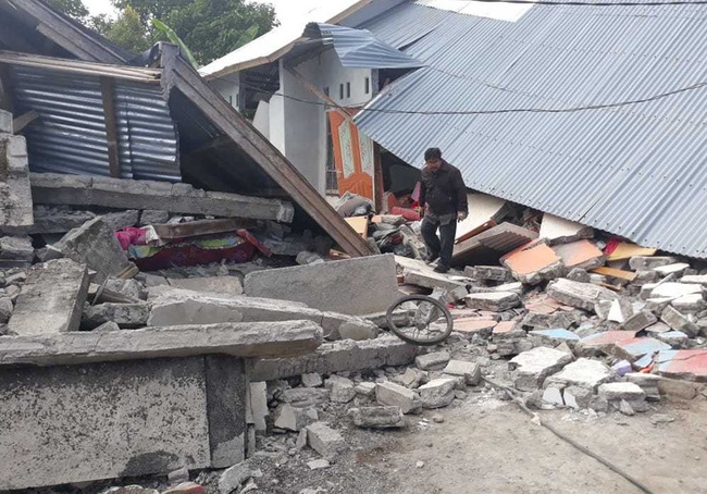 Indonesia: Thiệt hại do động đất tiếp tục tăng cao