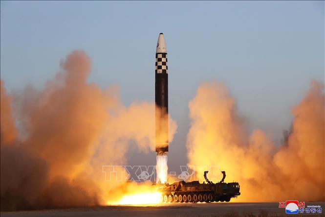 Triều Tiên phóng tên lửa đạn đạo tầm ngắn 