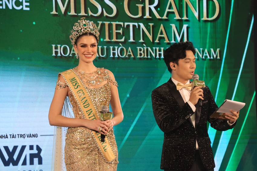 Miss Grand Vietnam họp báo khởi động dù đang tranh chấp tên gọi Việt Nam  