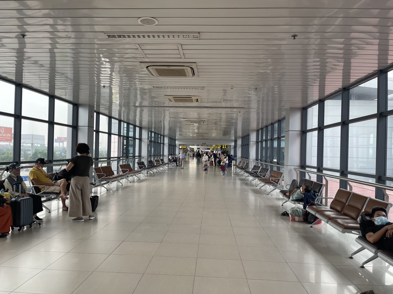 Ngày 1-5, sân bay Nội Bài vắng tanh
