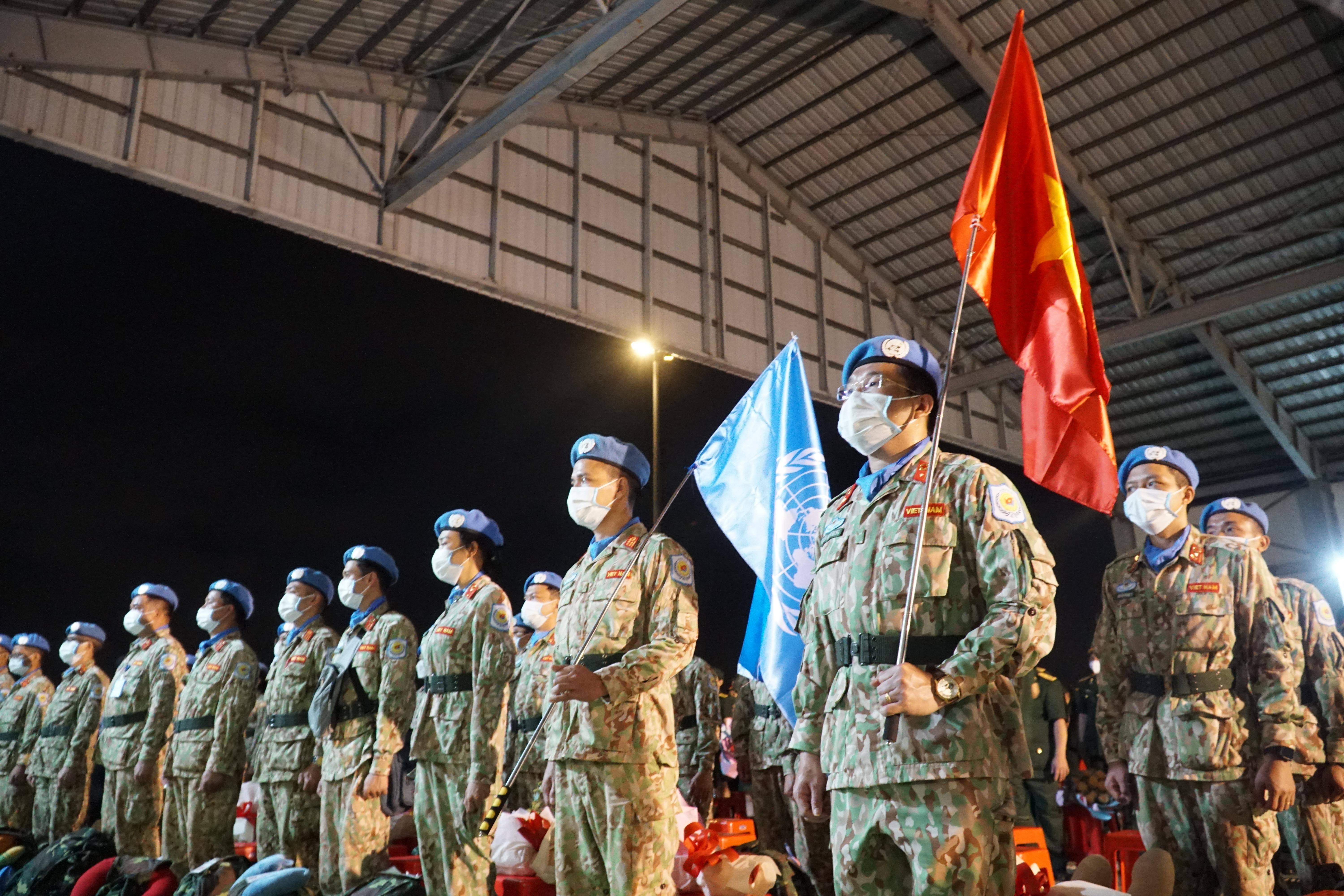 'Chiến sĩ mũ nồi xanh' Việt Nam hoàn thành nhiệm vụ từ Nam Sudan về nước 