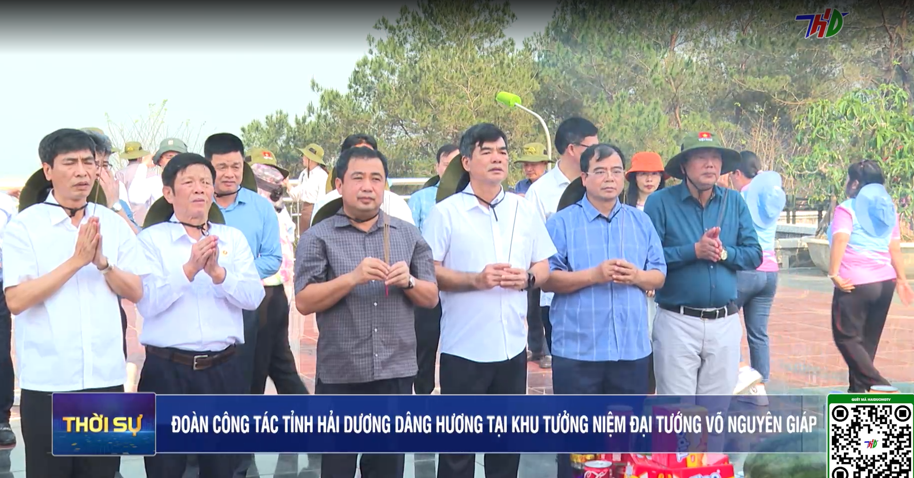 Đoàn công tác tỉnh Hải Dương dâng hương tại khu tưởng niệm Đại tướng Võ Nguyên Giáp
