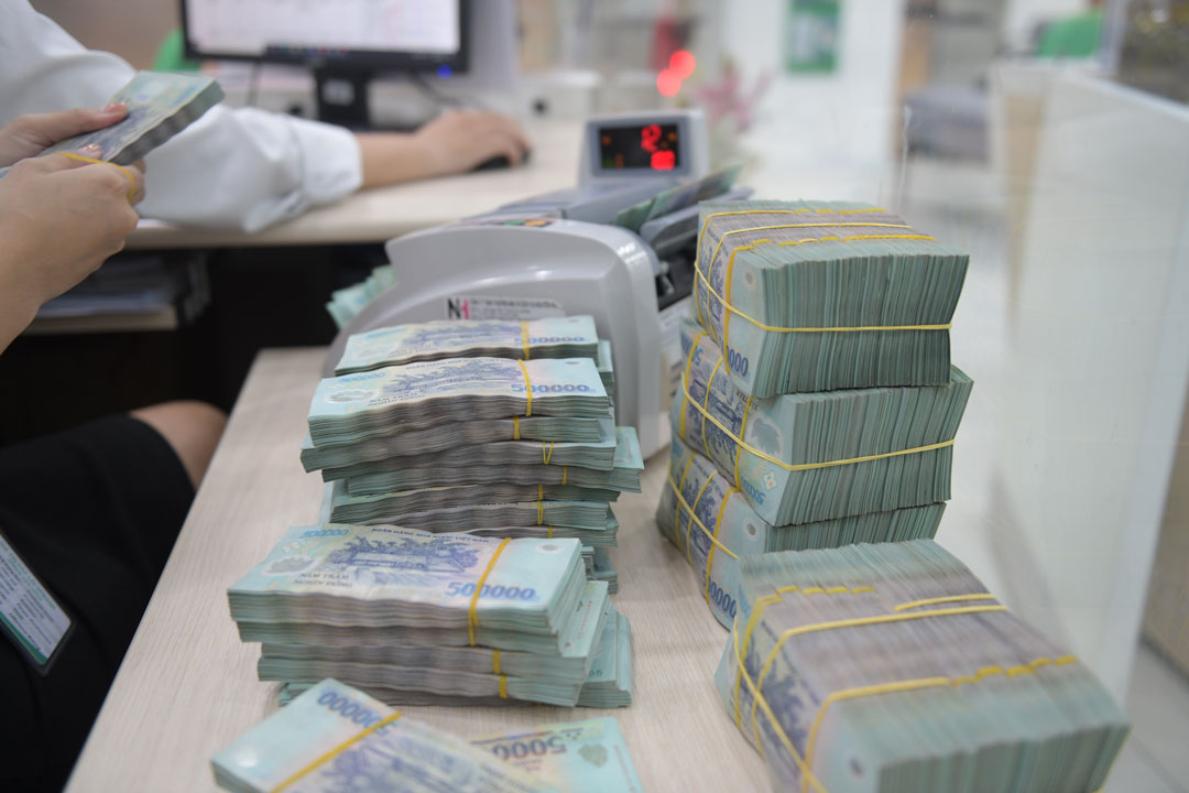 Xây dựng Thông tư về lãi suất đối với tiền gửi bằng đồng Việt Nam 
