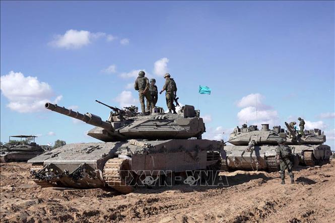 Israel tấn công Gaza sau lệnh sơ tán ở Rafah 