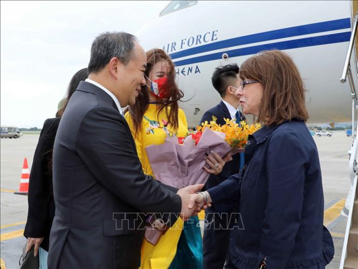 Sáng nay diễn ra lễ đón chính thức Tổng thống Hy Lạp thăm Việt Nam 