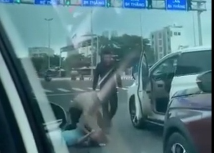 Người đánh dã man tài xế giữa đường phố Đà Nẵng bị bắt giữ khi trốn ở Hải Dương