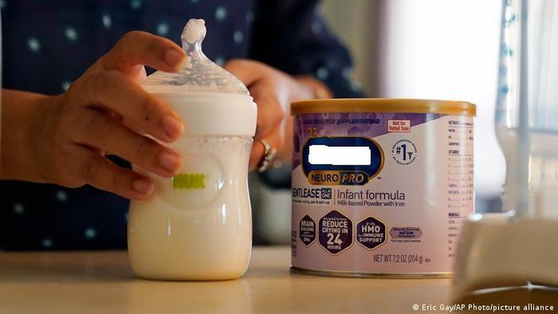 Hoa Kỳ thiếu hụt nghiêm trọng sữa công thức dành cho trẻ em 