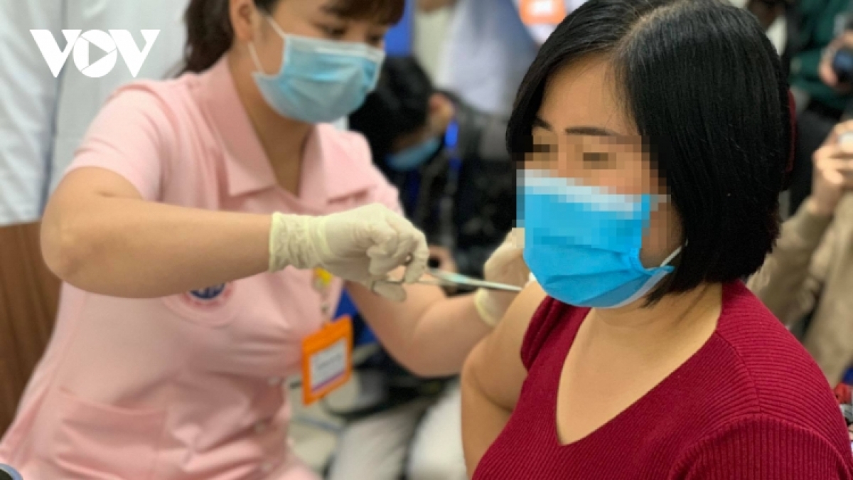 Việt Nam đẩy nhanh thử nghiệm vaccine COVID-19, tiến tới có thể cấp phép khẩn cấp