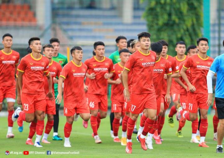 U23 Việt Nam học xử lý tình huống gây tranh cãi, cầu thủ thừa nhận chưa quen chiến thuật mới 