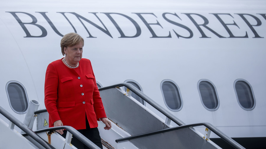 COVID-19 làm đảo lộn chuyến công du dự thượng đỉnh G7 cuối cùng của Thủ tướng Merkel 