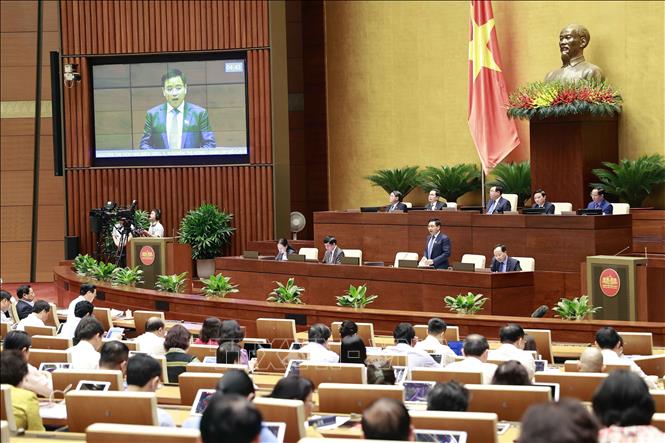 Ngày 8/6, Quốc hội tiếp tục chất vấn lĩnh vực GTVT và thảo luận cơ chế, chính sách đặc thù phát triển TP Hồ Chí Minh 