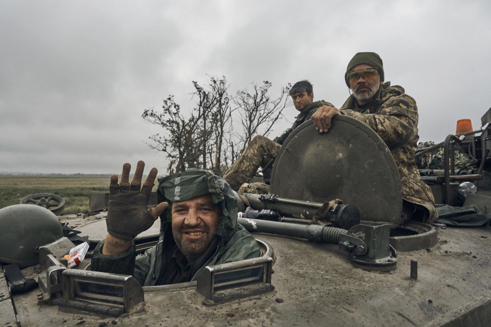 Ukraine tuyên bố giành lại vùng lãnh thổ đầu tiên trong cuộc phản công