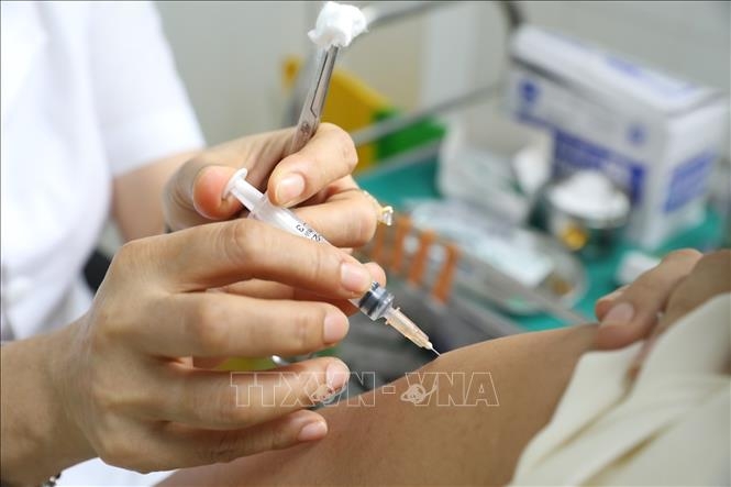 Phụ nữ mang thai có nên tiêm vaccine COVID-19 không?