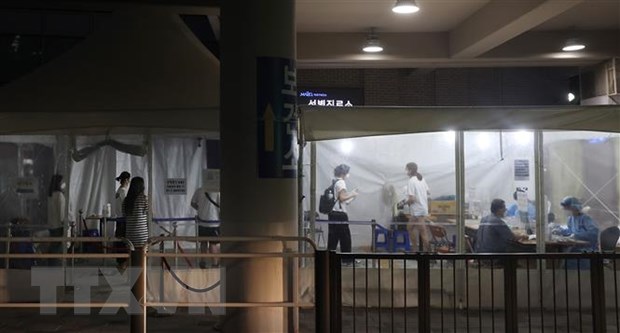 Dịch COVID-19: Hàn Quốc trước nguy cơ thiếu giường cho bệnh nhân nặng