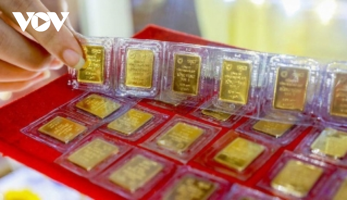 Vừa mở cửa, giá vàng trong nước giảm hơn 2 triệu đồng/lượng 