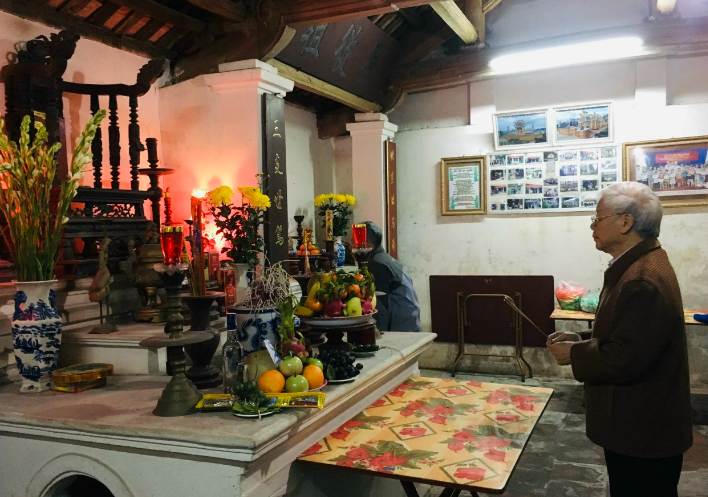Cận cảnh nếp đơn sơ nhà thờ dòng họ Nguyễn Phú 
