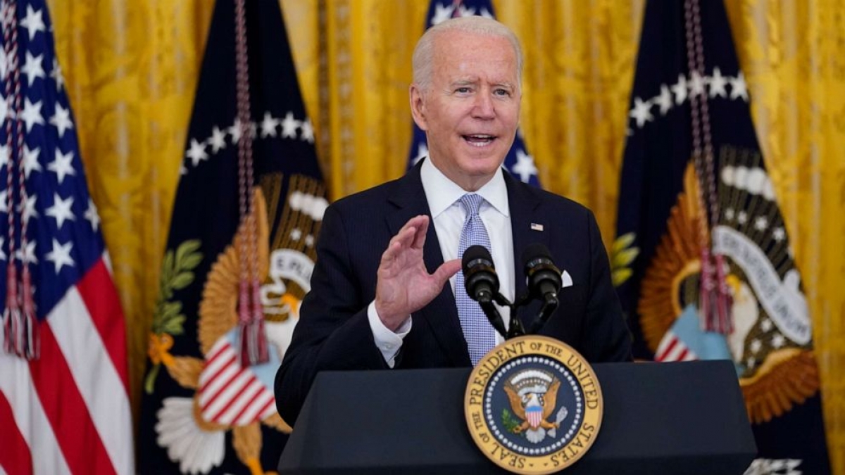 Tổng thống Biden kêu gọi tặng 100 USD cho người tiêm vaccine Covid-19