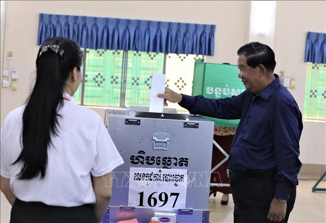 Bầu cử Campuchia: Tỷ lệ cử tri đi bỏ phiếu cao nhất kể từ năm 2018 