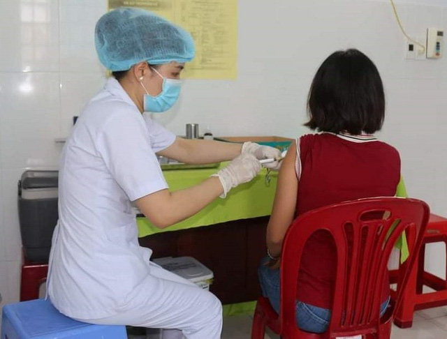Bộ Y tế: Các địa phương tiêm vaccine COVID-19 cho tất cả trường hợp từ 18 tuổi trở lên 