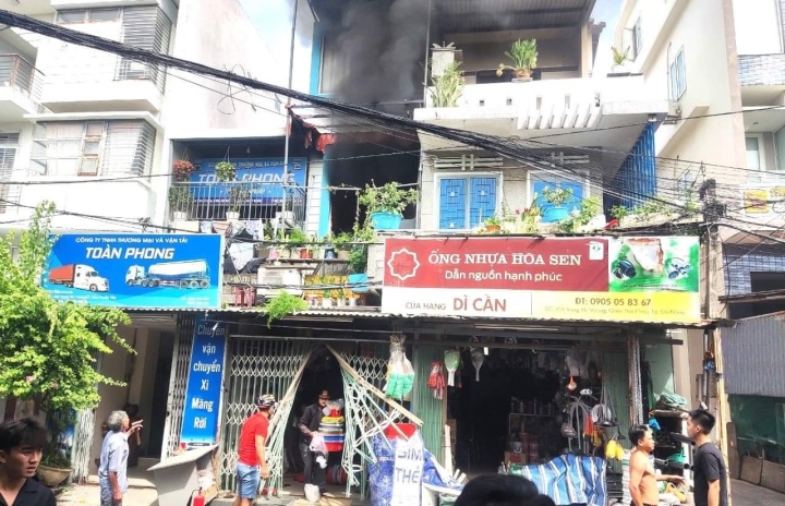 Đà Nẵng: Hàng xóm bàng hoàng kể thời khắc vụ cháy khiến 3 mẹ con chết thương tâm 