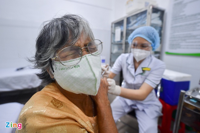 Hơn 15 triệu liều vaccine Covid-19 được tiêm ở Việt Nam 