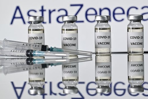 Thêm 1,2 triệu liều vắc-xin Covid-19 AstraZeneca về Việt Nam 
