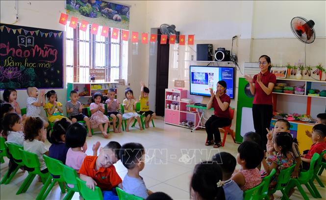 Năm học 2024-2025: Đảm bảo 'có học sinh phải có giáo viên đứng lớp'