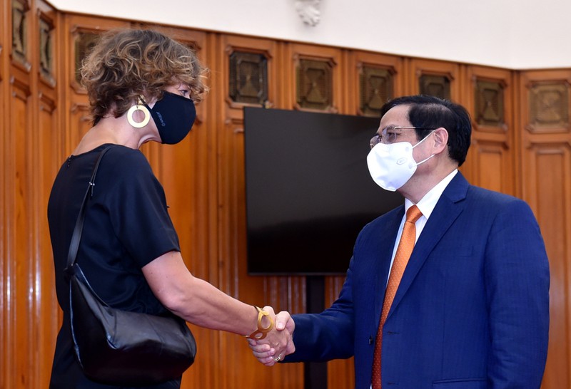 Hà Lan gửi tặng Việt Nam trang thiết bị, vật tư y tế trị giá 43 tỉ 