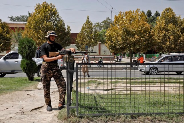 Nổ lớn bên ngoài Đại sứ quán Nga ở Afghanistan, 25 người thiệt mạng 