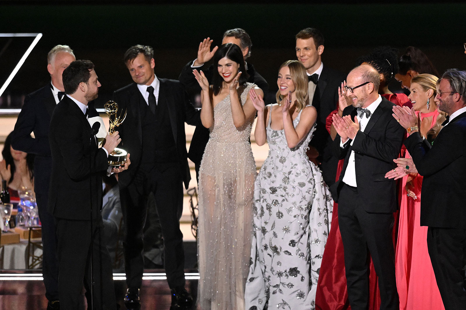 Lễ trao giải Emmy 2022 ghi dấu ấn với loạt giải thưởng danh giá  