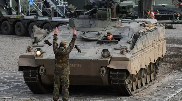 Ukraine và Đức căng thẳng vì vấn đề viện trợ xe tăng Leopard 