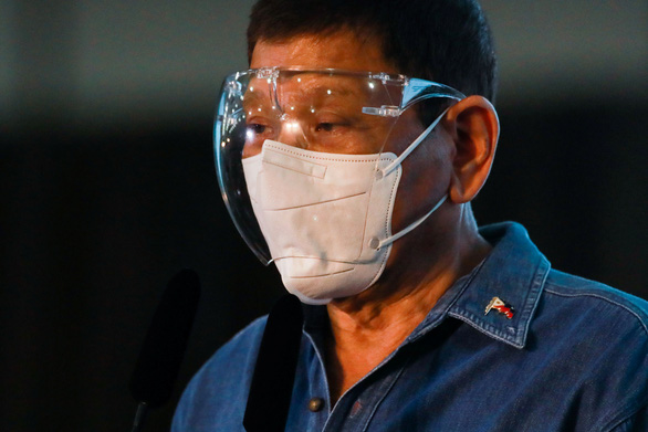Vì sao Tổng thống Duterte thông báo từ giã chính trường?