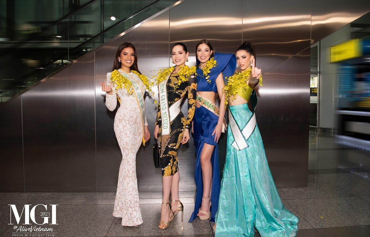 Miss Grand International 2023: Hình ảnh những thí sinh đầu tiên đặt chân đến Hà Nội 