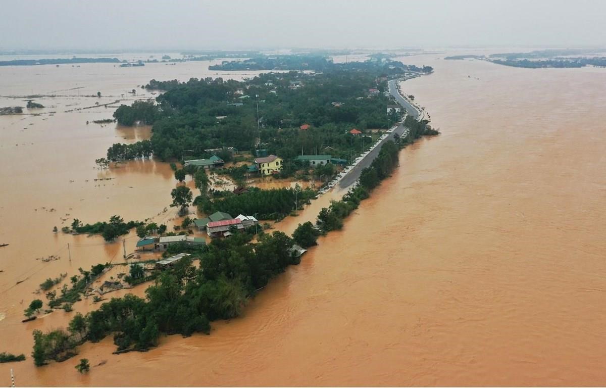Sau cơn bão số 6, miền Trung có nguy cơ xảy ra mưa lớn, lũ dồn dập