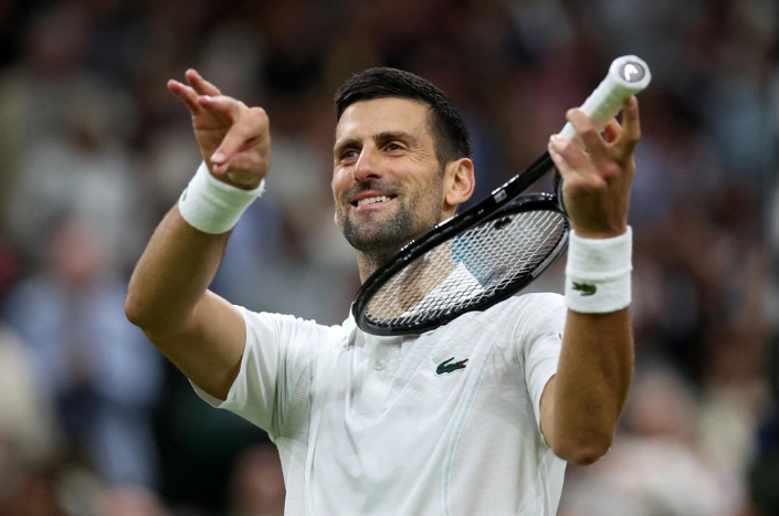 Djokovic khó khăn trong hành trình giành Grand Slam thứ 25