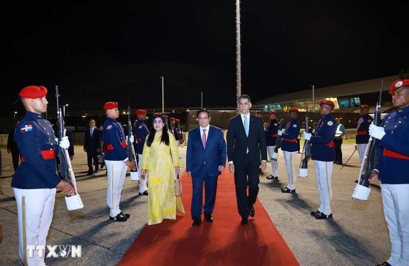 Thủ tướng về tới Hà Nội, kết thúc chuyến công tác tại Brazil và Dominicana