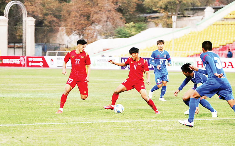 Tuyển Việt Nam đá AFF Cup 2020 có dễ hơn vòng loại World Cup? 