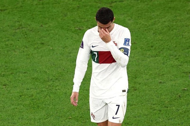 Ronaldo viết tâm thư sau khi bị loại khỏi World Cup 2022: Đừng nói tôi là kẻ phản bội 