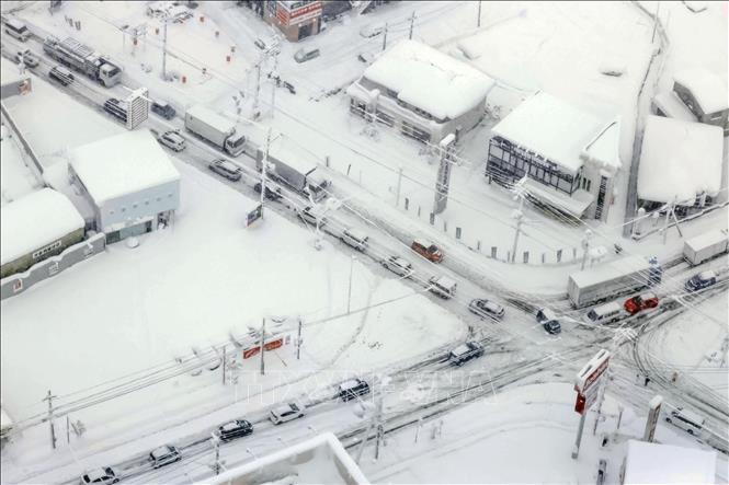 Thời tiết khắc nghiệt tiếp tục làm đình trệ giao thông tại Nhật Bản 