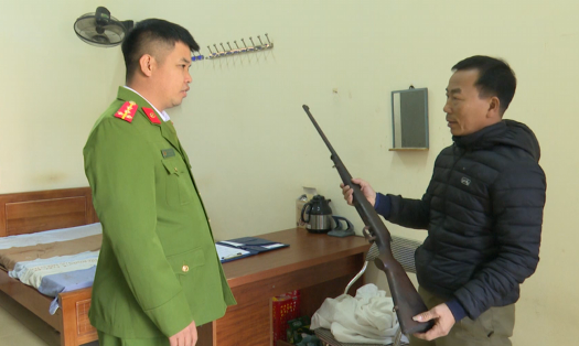 Hiệu quả từ công tác vận động thu hồi vũ khí, vật liệu nổ, công cụ hỗ trợ ở Chí Linh