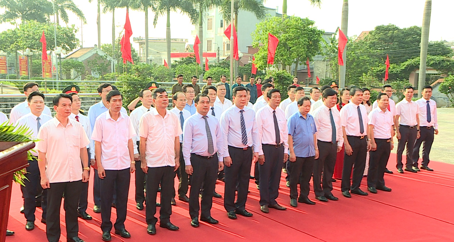 Hải Dương dâng hương kỷ niệm 133 năm ngày sinh Chủ tịch Hồ Chí Minh