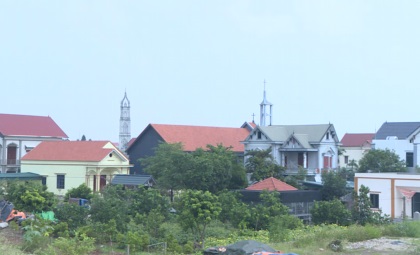 Giáo dân xã Thái Tân góp sức xây dựng nông thôn mới