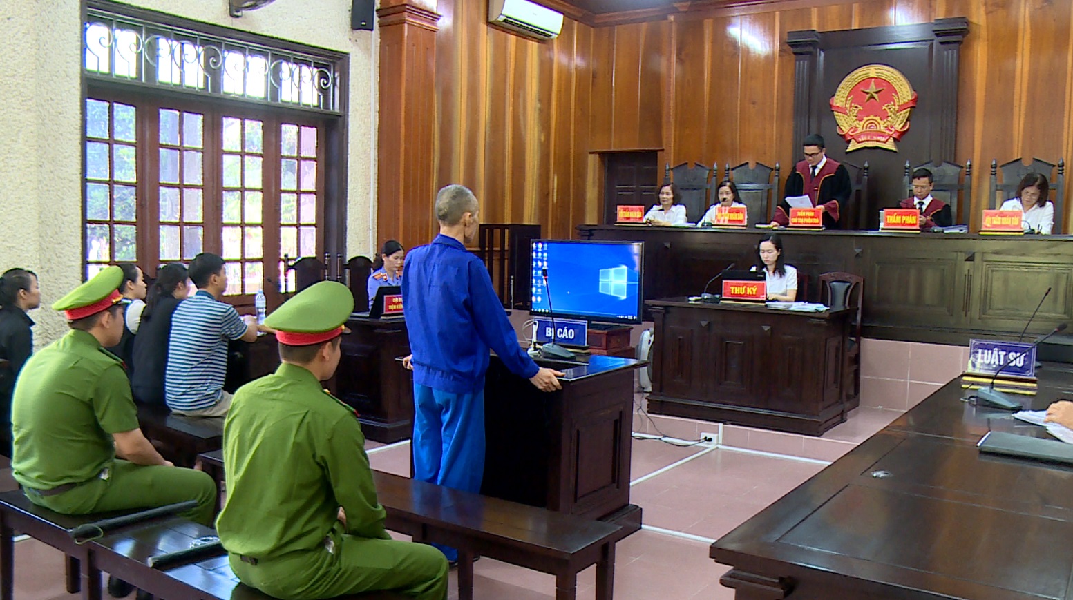 GÓC NHÌN NỘI CHÍNH: Tòa án Nhân dân 2 cấp tỉnh Hải Dương nỗ lực hoàn thành kế hoạch chỉ tiêu công tác