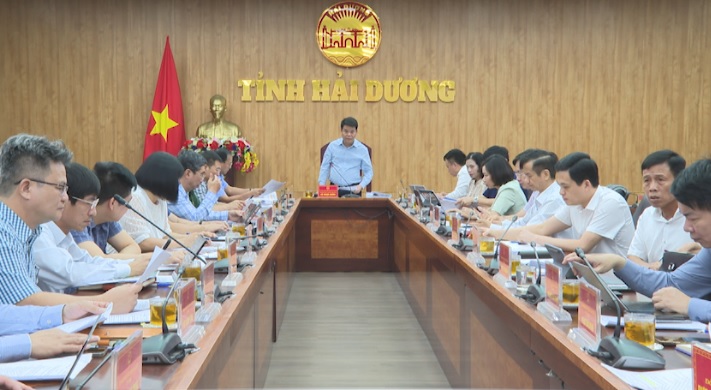 PHIÊN HỌP UBND TỈNH THÁNG 10 (LẦN 2)