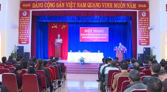 Chủ tịch UBND huyện Kim Thành đối thoại với nhân dân xã Đồng Cẩm