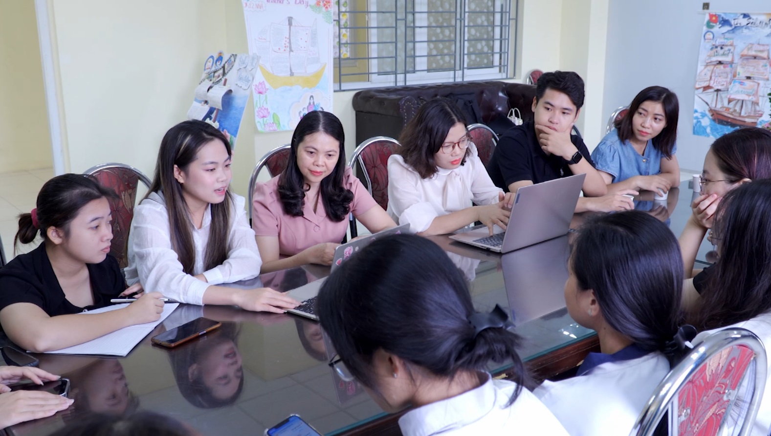 NHỊP SỐNG GEN Z: Ý TƯỞNG KHỞI NGHIỆP